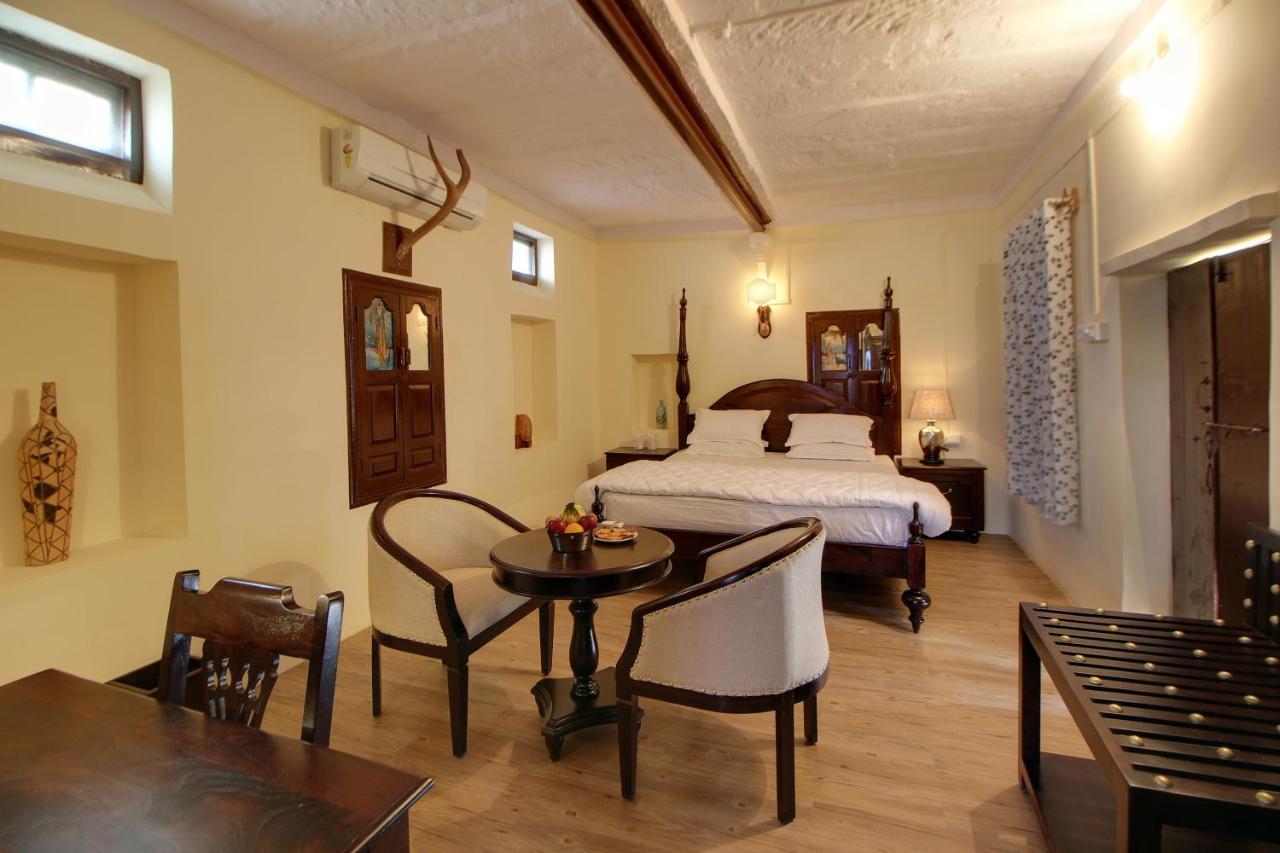 Jawai Castle Resort - A Heritage Hotel In Jawai Leopard Reserve Bisalpur Exteriör bild